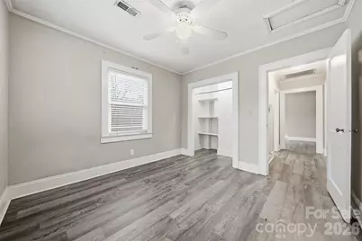 2036 4th Street NE, Hickory, NC 28601 - Photo 7