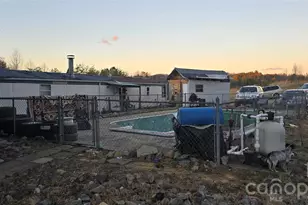 1236 3 Way Ln, Lenoir, NC 28645 - Photo 23