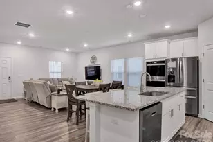 300 Cedar Knoll Cir, Pineville, NC 28134 - Photo 5