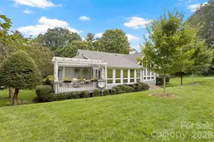 128 Broadmoor Dr, Flat Rock, NC 28731 - Photo 41