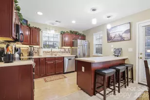 8376 Rudolph Rd, Charlotte, NC 28216 - Photo 17