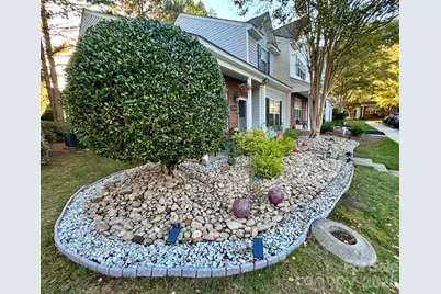 8376 Rudolph Road, Charlotte, NC 28216 - Photo 3