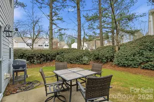 8376 Rudolph Rd, Charlotte, NC 28216 - Photo 9