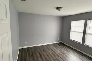 6034 Blue Ash Ln, Charlotte, NC 28215 - Photo 11