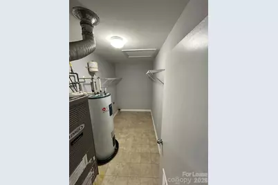 6034 Blue Ash Lane, Charlotte, NC 28215 - Photo 5