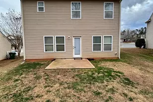 6034 Blue Ash Ln, Charlotte, NC 28215 - Photo 17