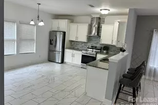 6034 Blue Ash Ln, Charlotte, NC 28215 - Photo 7