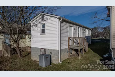 519 W Water Street, Lincolnton, NC 28092 - Photo 11