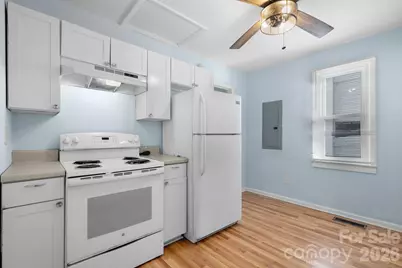 519 W Water Street, Lincolnton, NC 28092 - Photo 7