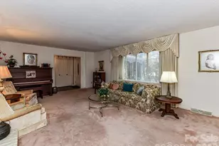 127 Todd Cir, Wingate, NC 28174 - Photo 5