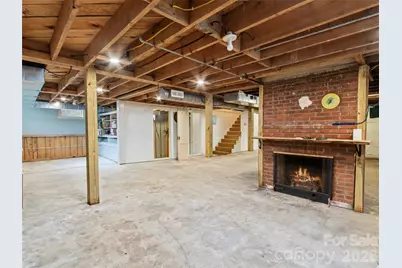 506 W Main Street, Burnsville, NC 28714 - Photo 31