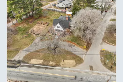 506 W Main Street, Burnsville, NC 28714 - Photo 9