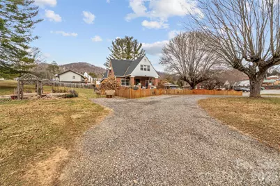 506 W Main Street, Burnsville, NC 28714 - Photo 39