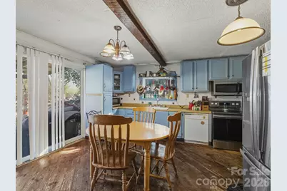 3030 Shannon Street, Sharon, SC 29742 - Photo 7