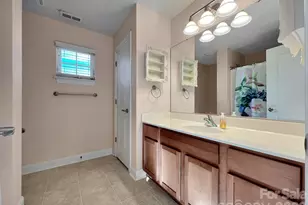 41 Little Fox Ln, Fletcher, NC 28732 - Photo 9