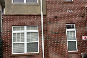 1306 Kenilworth Ave, Charlotte, NC 28203 - Photo 1