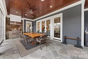 2800 Wintergreen Dr, Charlotte, NC 28211 - Photo 29