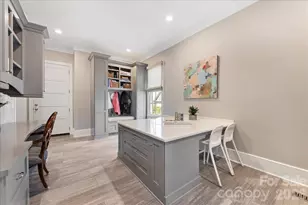 2800 Wintergreen Dr, Charlotte, NC 28211 - Photo 17