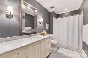 2800 Wintergreen Dr, Charlotte, NC 28211 - Photo 39