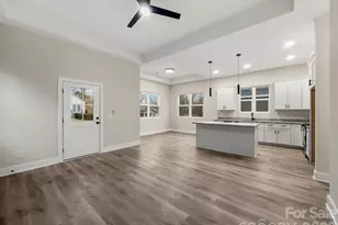 612 S 4th St, Albemarle, NC 28001 - Photo 3