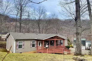 23 Mahan Ln, Waynesville, NC 28786 - Photo 3