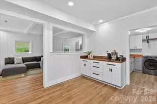 6431 Rosecrest Dr, Charlotte, NC 28210 - Photo 31