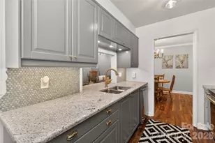 3805 Colony Crossing Dr, Charlotte, NC 28226 - Photo 17