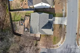 1203 Guadalupe Ln, Charlotte, NC 28214 - Photo 33