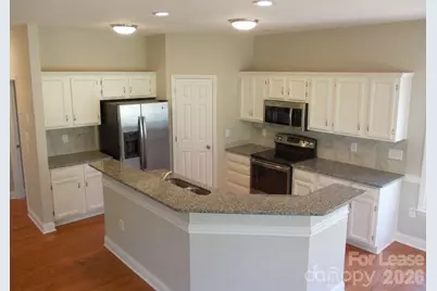 6223 Hickory Cove Lane, Charlotte, NC 28269 - Photo 9