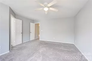 4024 Larkhaven Village Dr, Charlotte, NC 28215 - Photo 19