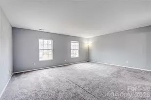 4024 Larkhaven Village Dr, Charlotte, NC 28215 - Photo 31