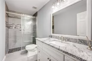 4024 Larkhaven Village Dr, Charlotte, NC 28215 - Photo 27