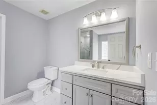 4024 Larkhaven Village Dr, Charlotte, NC 28215 - Photo 35