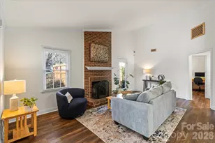 3113 Selwyn Farms Ln, Charlotte, NC 28209 - Photo 7