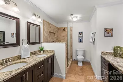 3113 Selwyn Farms Lane, Charlotte, NC 28209 - Photo 17