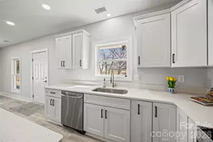 105 Grant St, Gastonia, NC 28052 - Photo 11