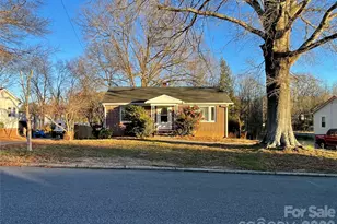 825 Hamrick St, Shelby, NC 28152 - Photo 1