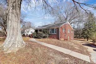 825 Hamrick St, Shelby, NC 28152 - Photo 3