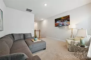 10022 Wayfair Meadow Ct, Charlotte, NC 28277 - Photo 15