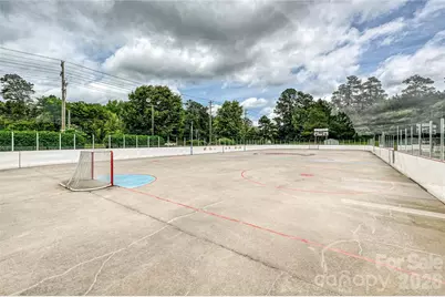 10022 Wayfair Meadow Court, Charlotte, NC 28277 - Photo 33