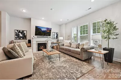 10022 Wayfair Meadow Court, Charlotte, NC 28277 - Photo 5