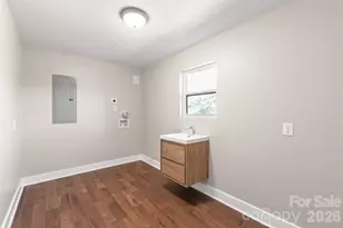 11956 Sam Black Rd, Midland, NC 28107 - Photo 15