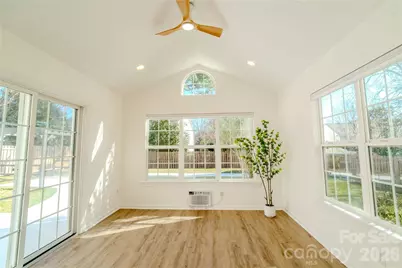 15917 Wayland Drive, Charlotte, NC 28277 - Photo 17