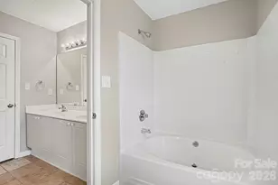 7901 Maple Valley Pl, Charlotte, NC 28210 - Photo 13