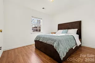 3755 Brookchase Ln, Charlotte, NC 28205 - Photo 23