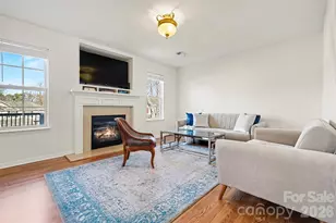 3755 Brookchase Ln, Charlotte, NC 28205 - Photo 9