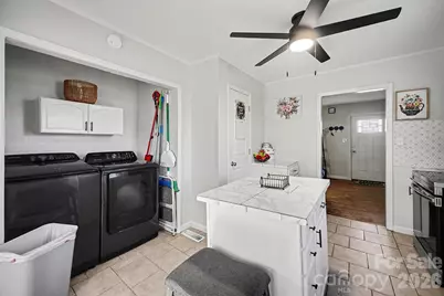 410 E Indiana Avenue, Bessemer City, NC 28016 - Photo 7