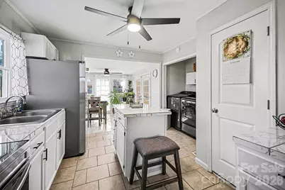 410 E Indiana Avenue, Bessemer City, NC 28016 - Photo 9