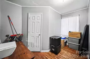 410 E Indiana Ave, Bessemer City, NC 28016 - Photo 17