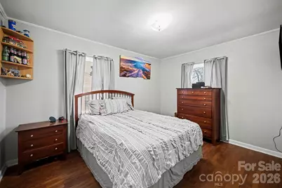 410 E Indiana Avenue, Bessemer City, NC 28016 - Photo 13